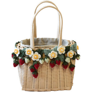 いちごのカゴバッグ